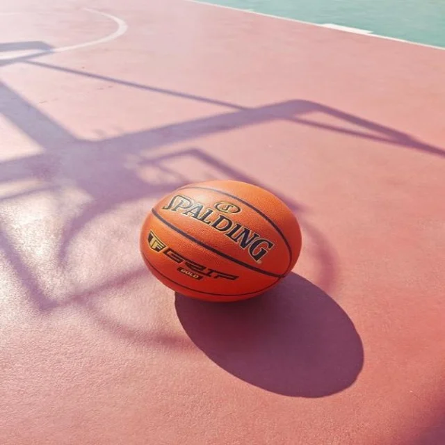 杜兰特季后赛伤情更新引发太阳锋线轮换重构与战术调整